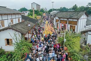 媒体人：今年中超冠军应在泰山和申花之间产生，我个人更看好山东